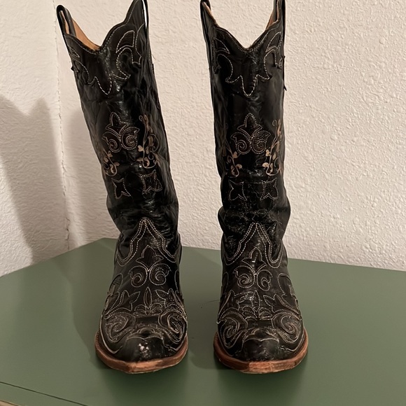 Black Corral Boots - Picture 2 of 11